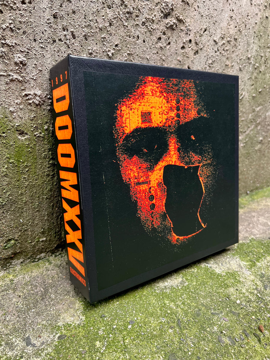 DOOM ELECTRONICS XXV | SPECIAL EDITION BOX – Hospital